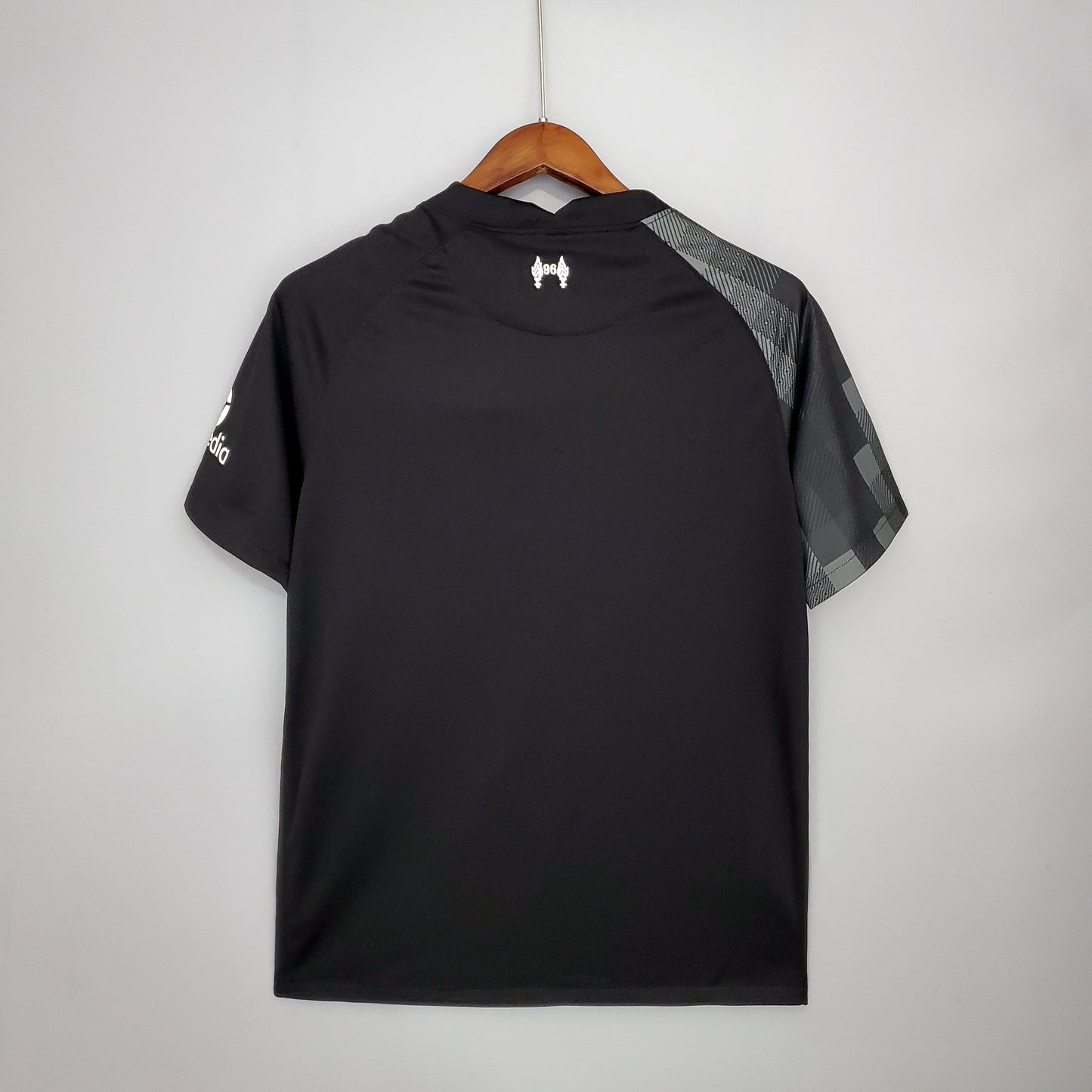 Liverpool Goalkeeper Black Kit 21/22