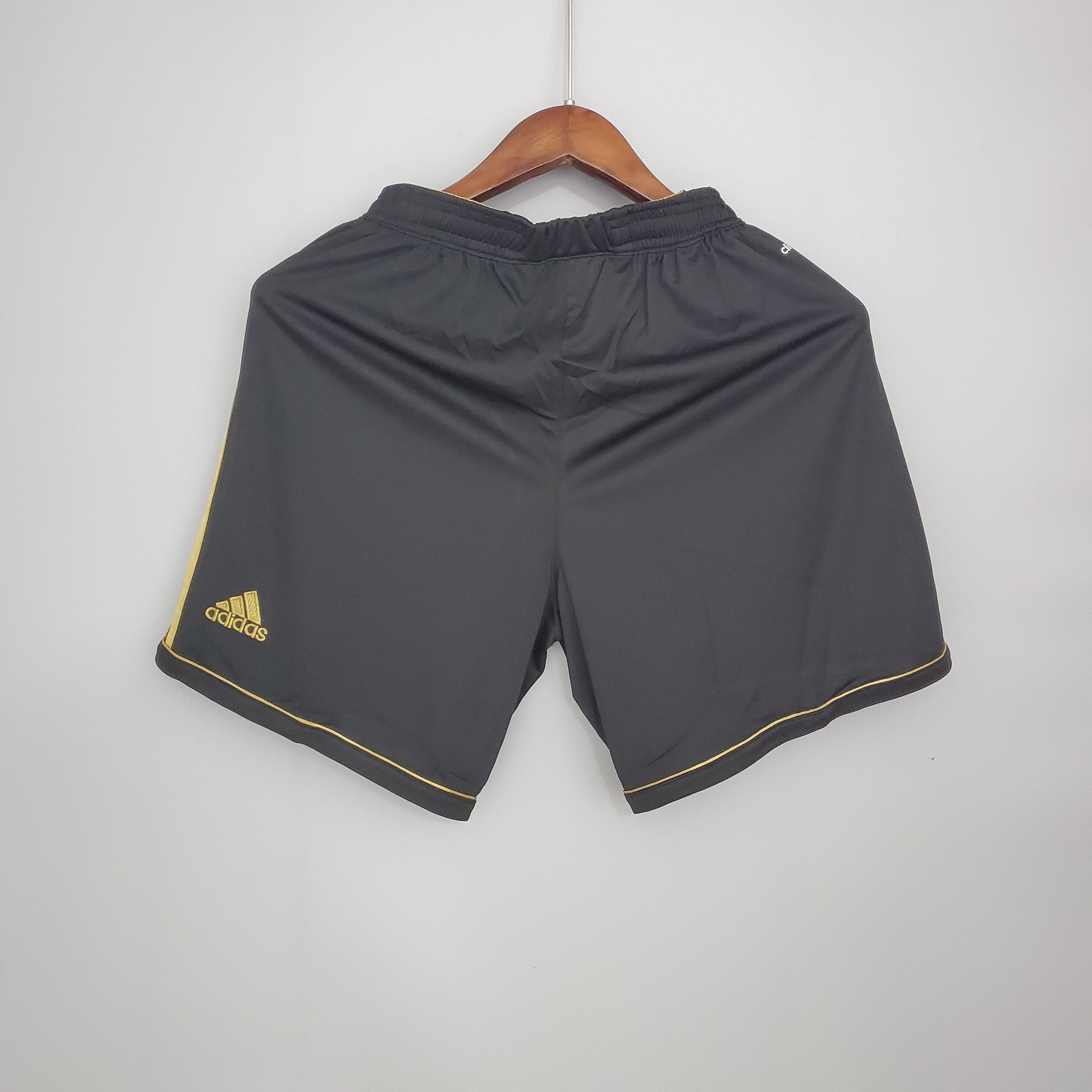 Retro Real Madrid Away Shorts 11/12