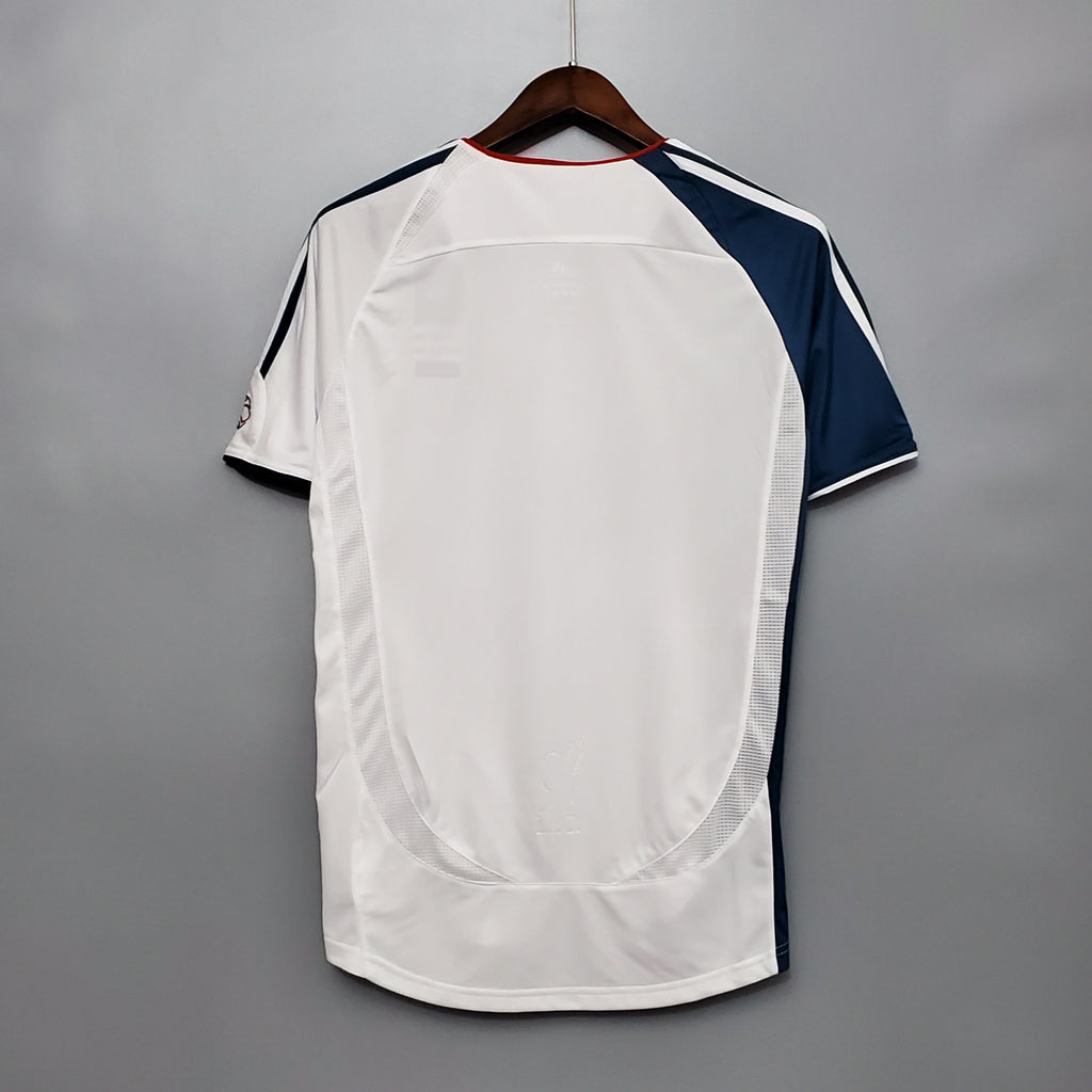 Retro Liverpool Away 06/07