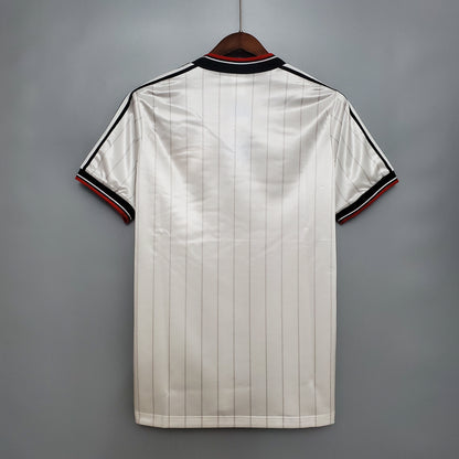 Retro Manchester United Away 83/84