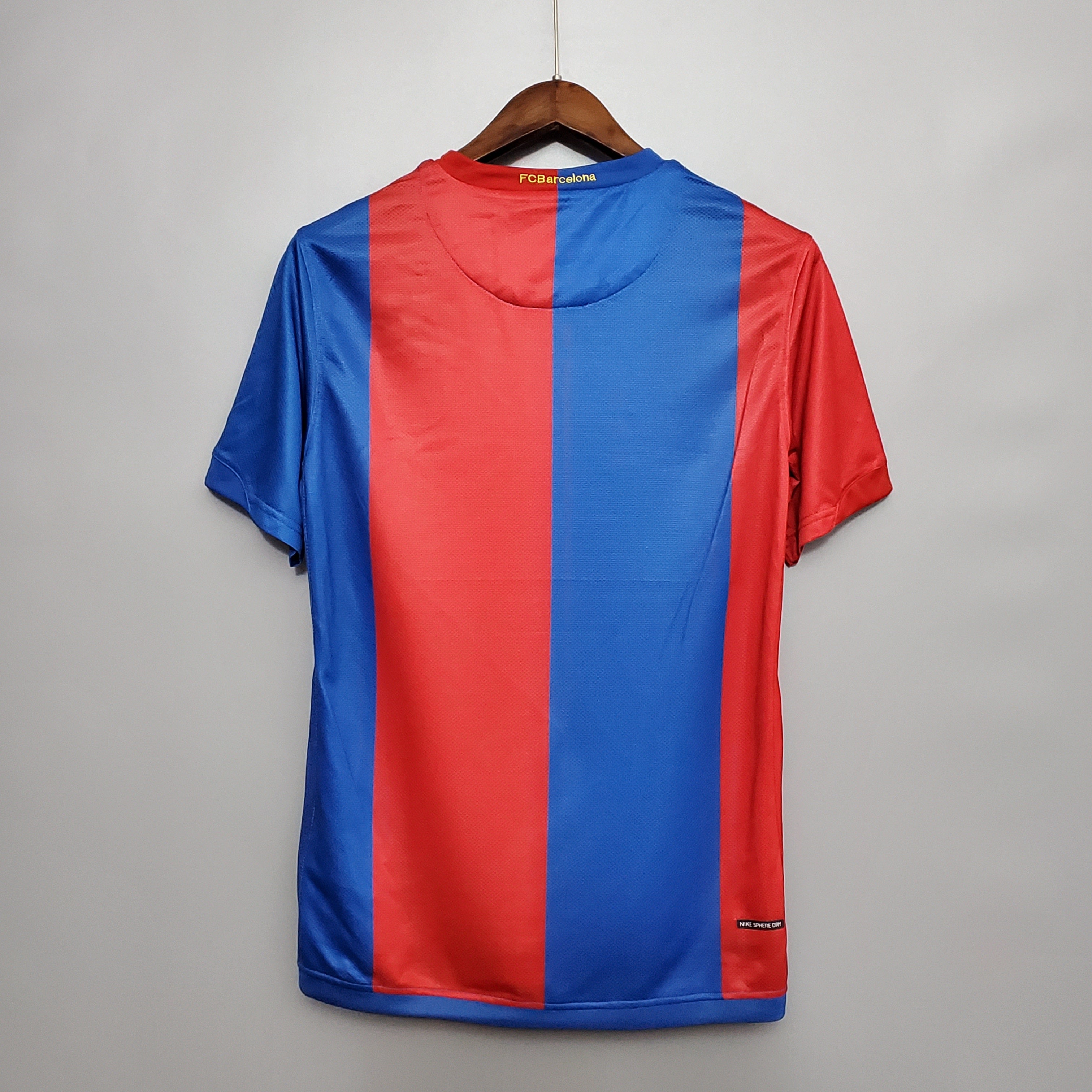 Barcelona Home 06/07