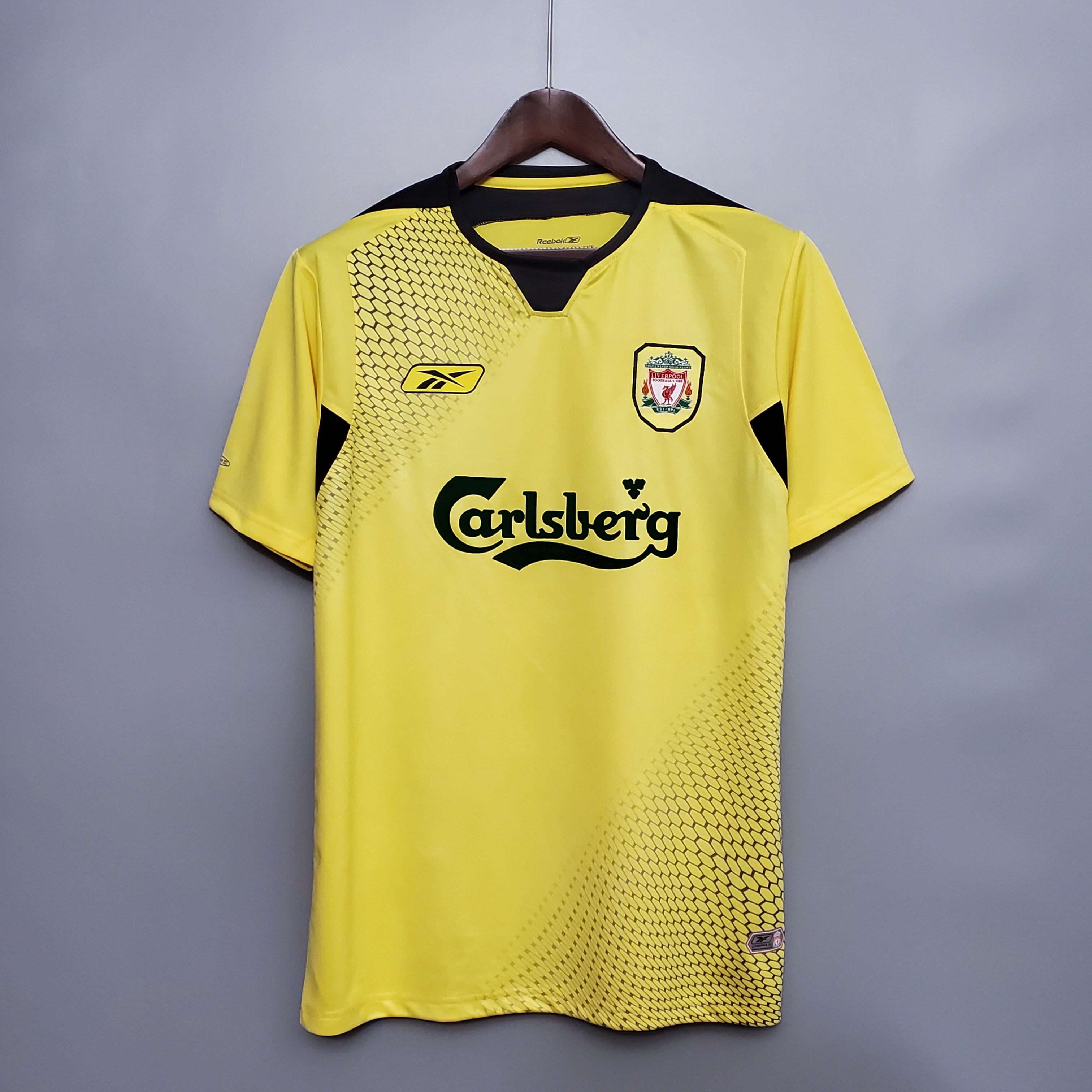 Retro Liverpool Away 04/05