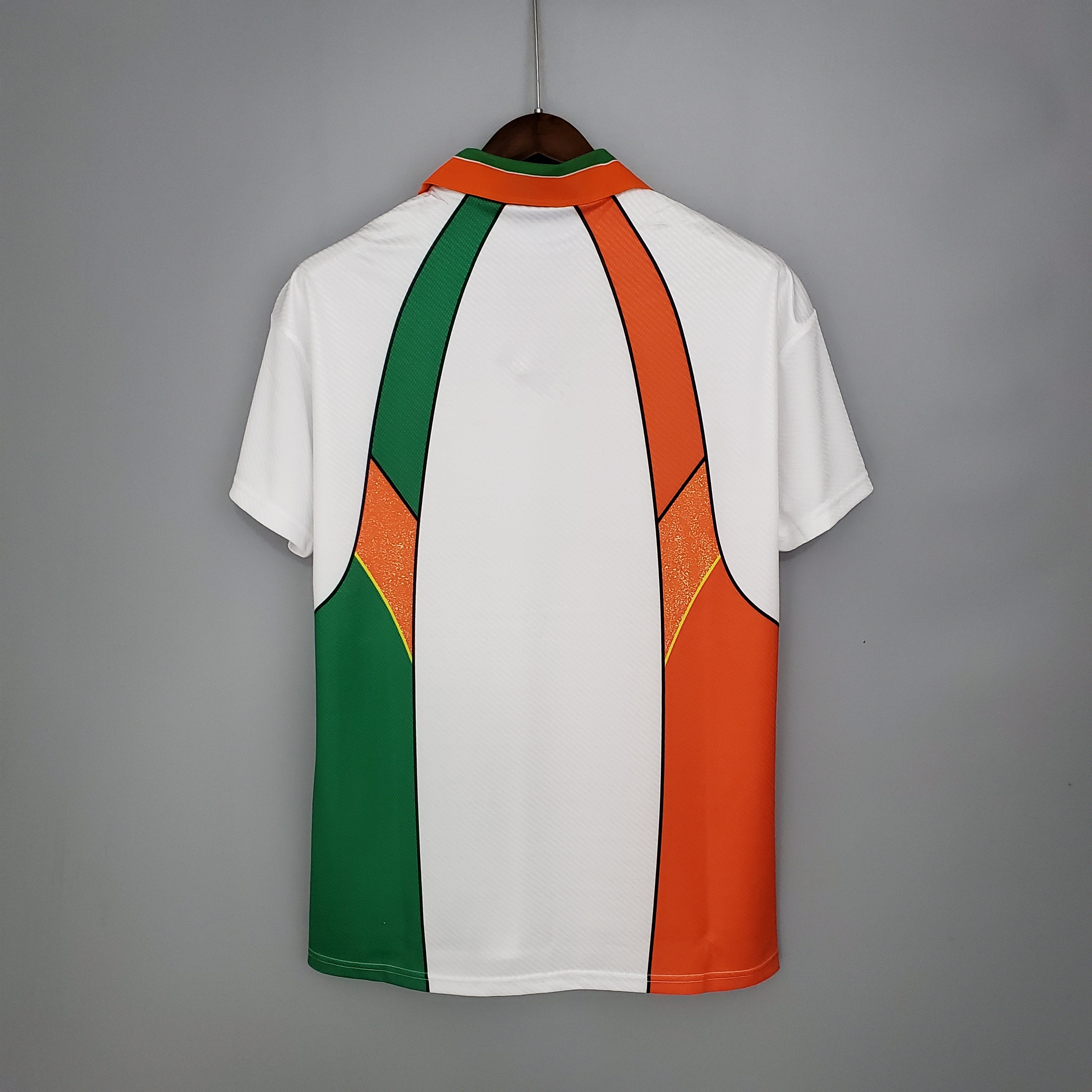 Retro Ireland Away Kit 94/96