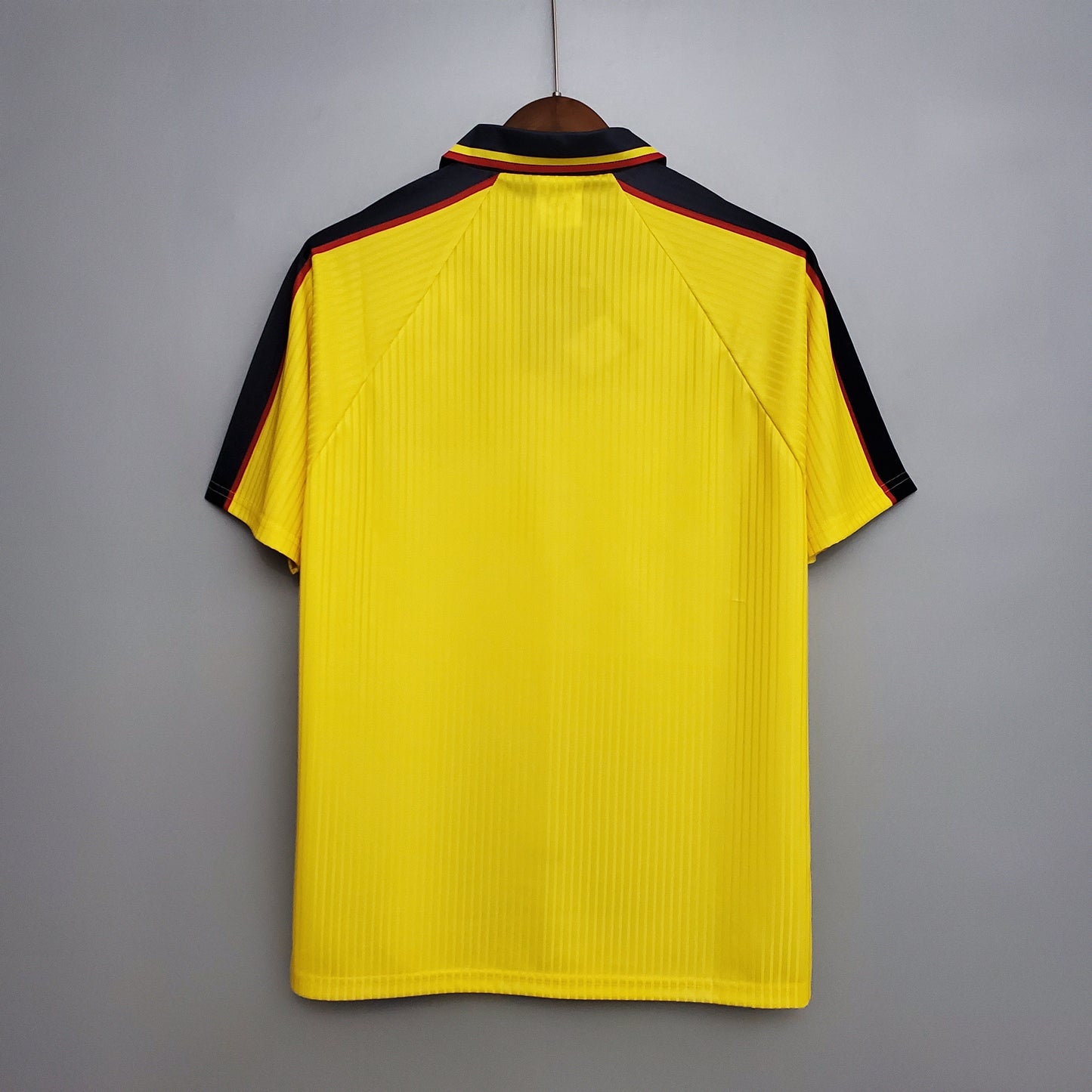 Retro Scotland Yellow Kit 96/98