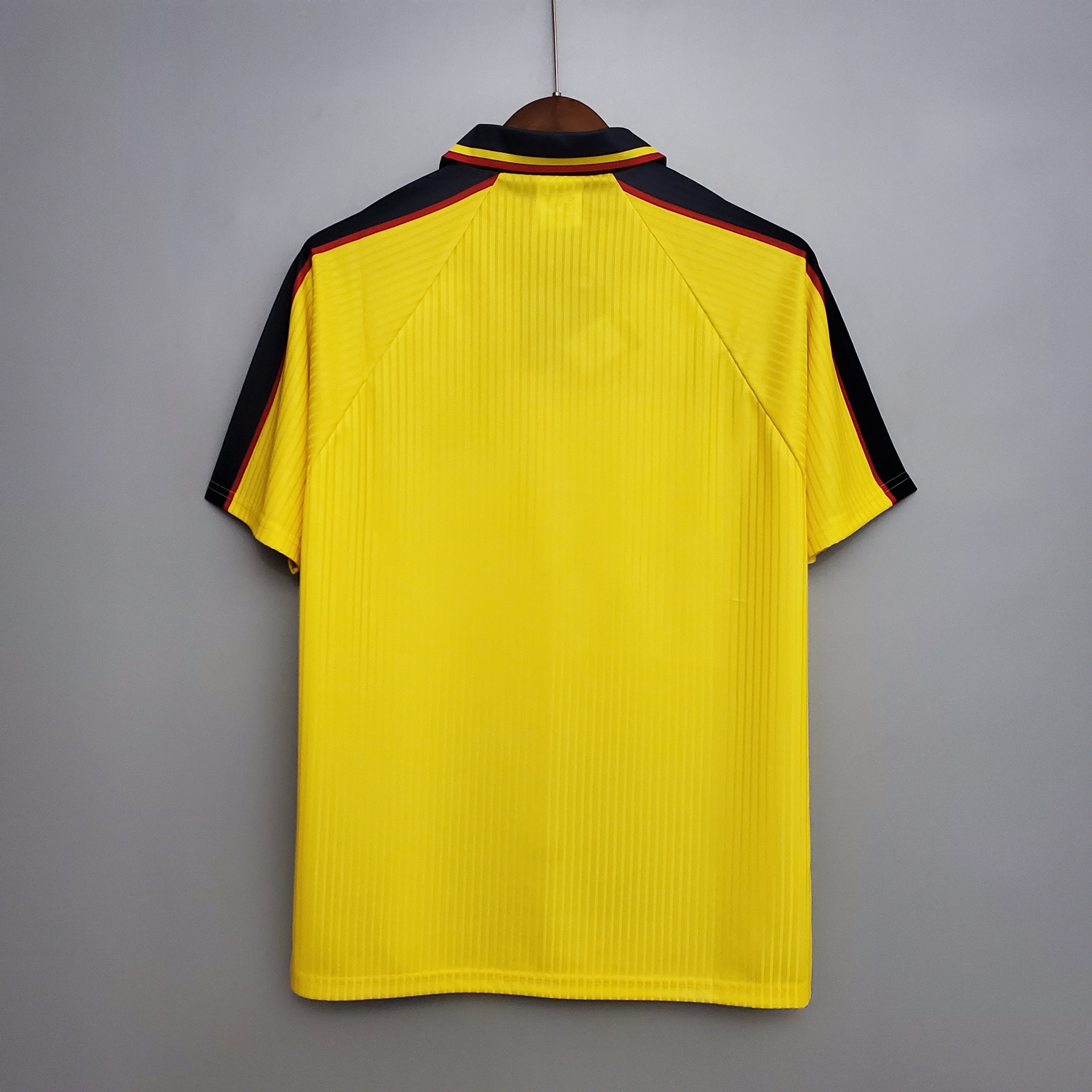 Retro Scotland Yellow Kit 96/98