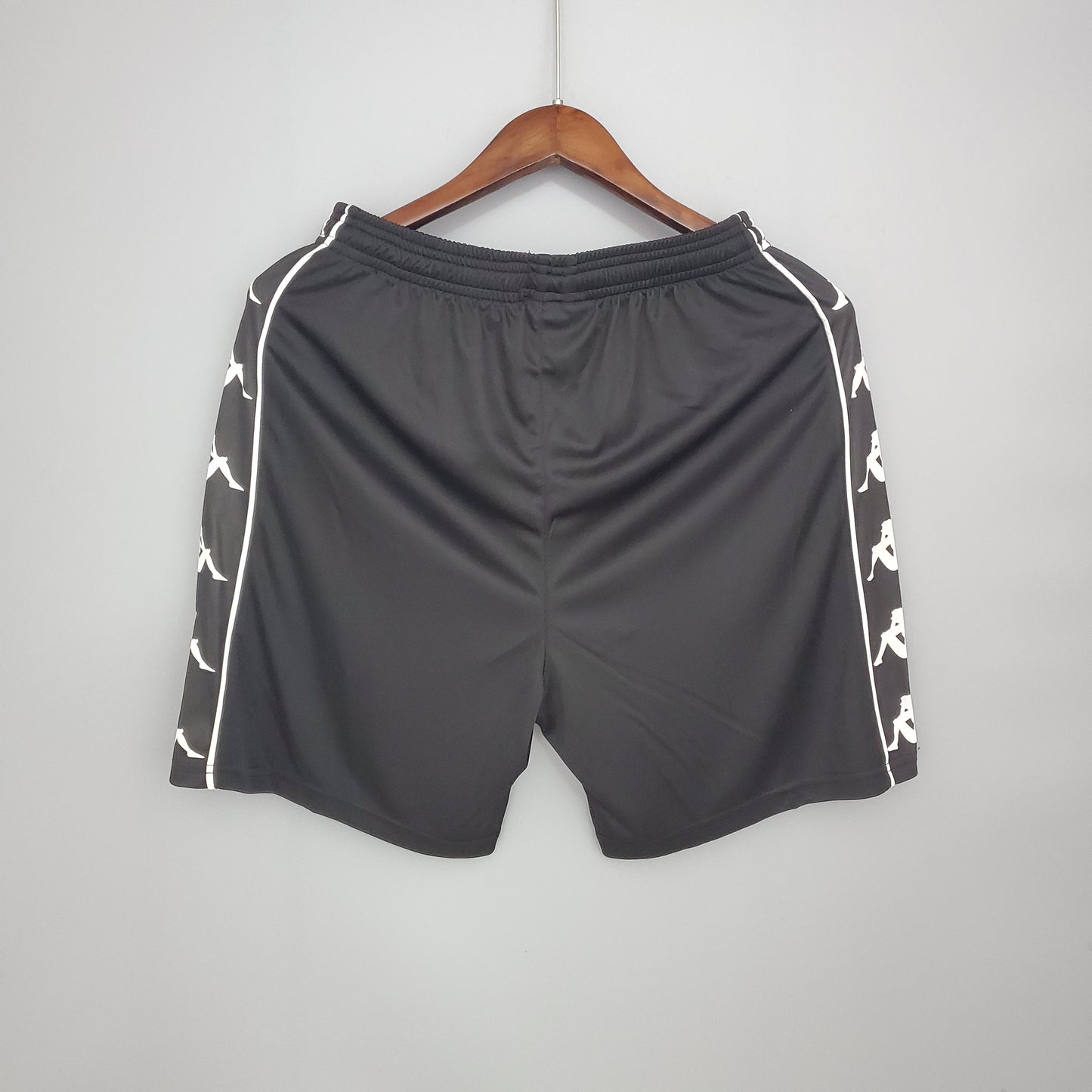 Retro Juventus Home Shorts 99/00