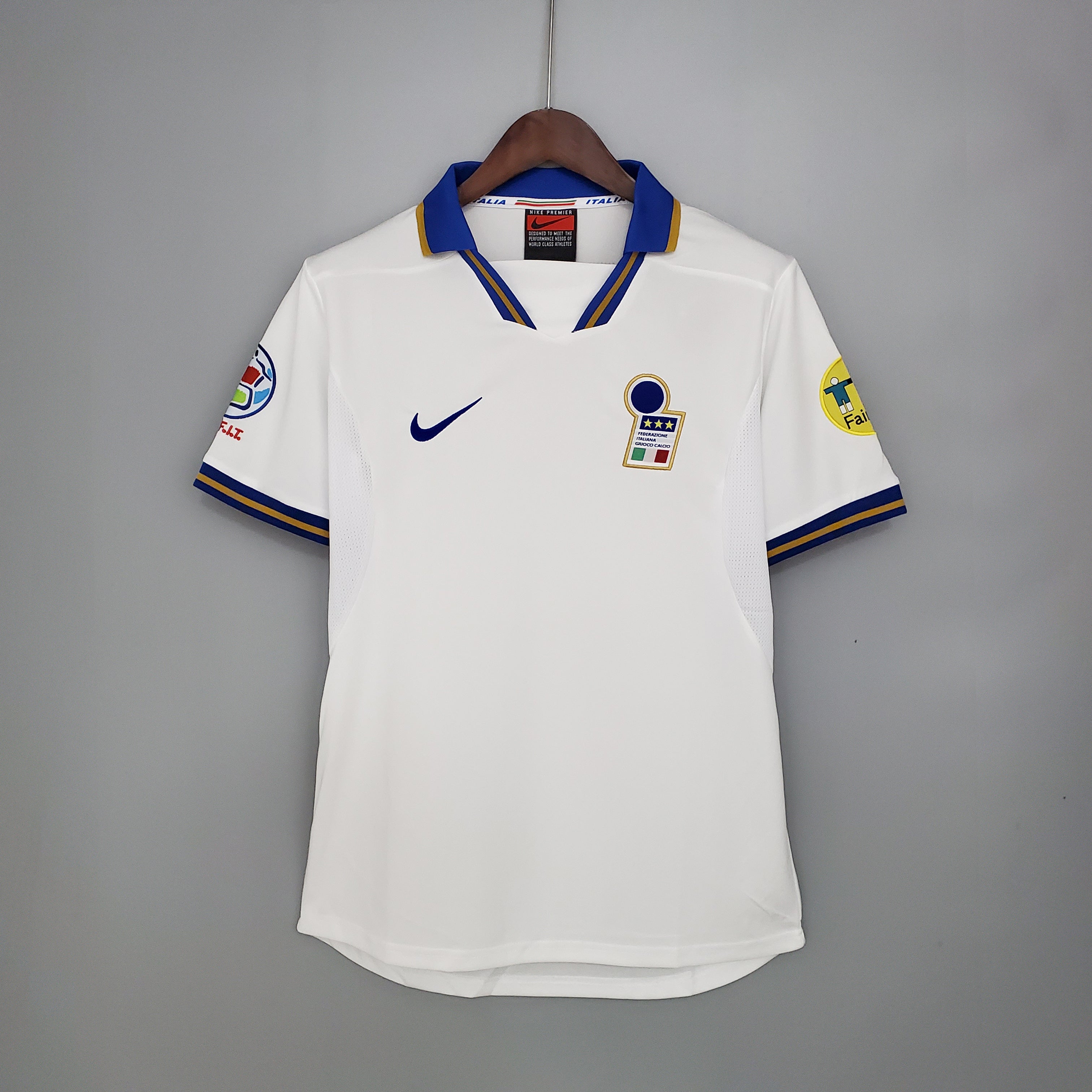 Retro Italy Away Kit 1996