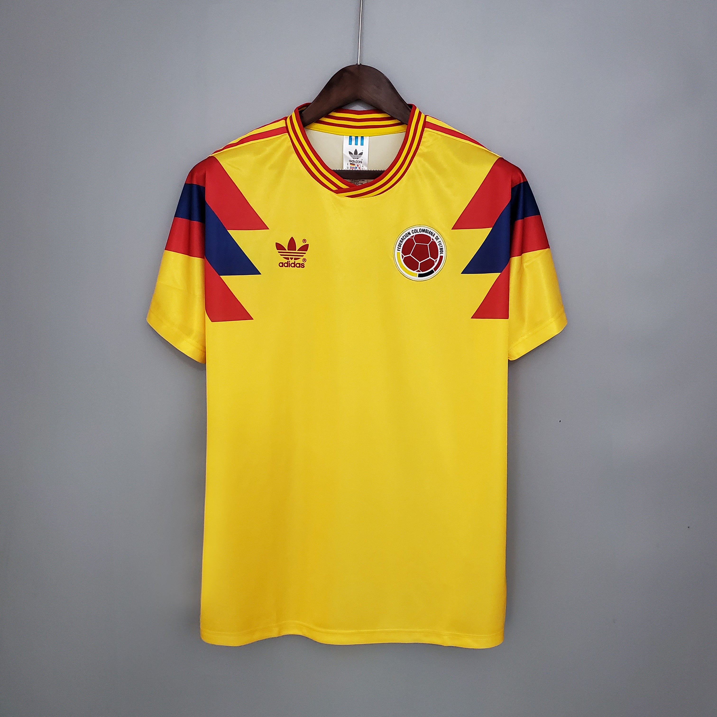 Retro Columbia Home Kit 1990