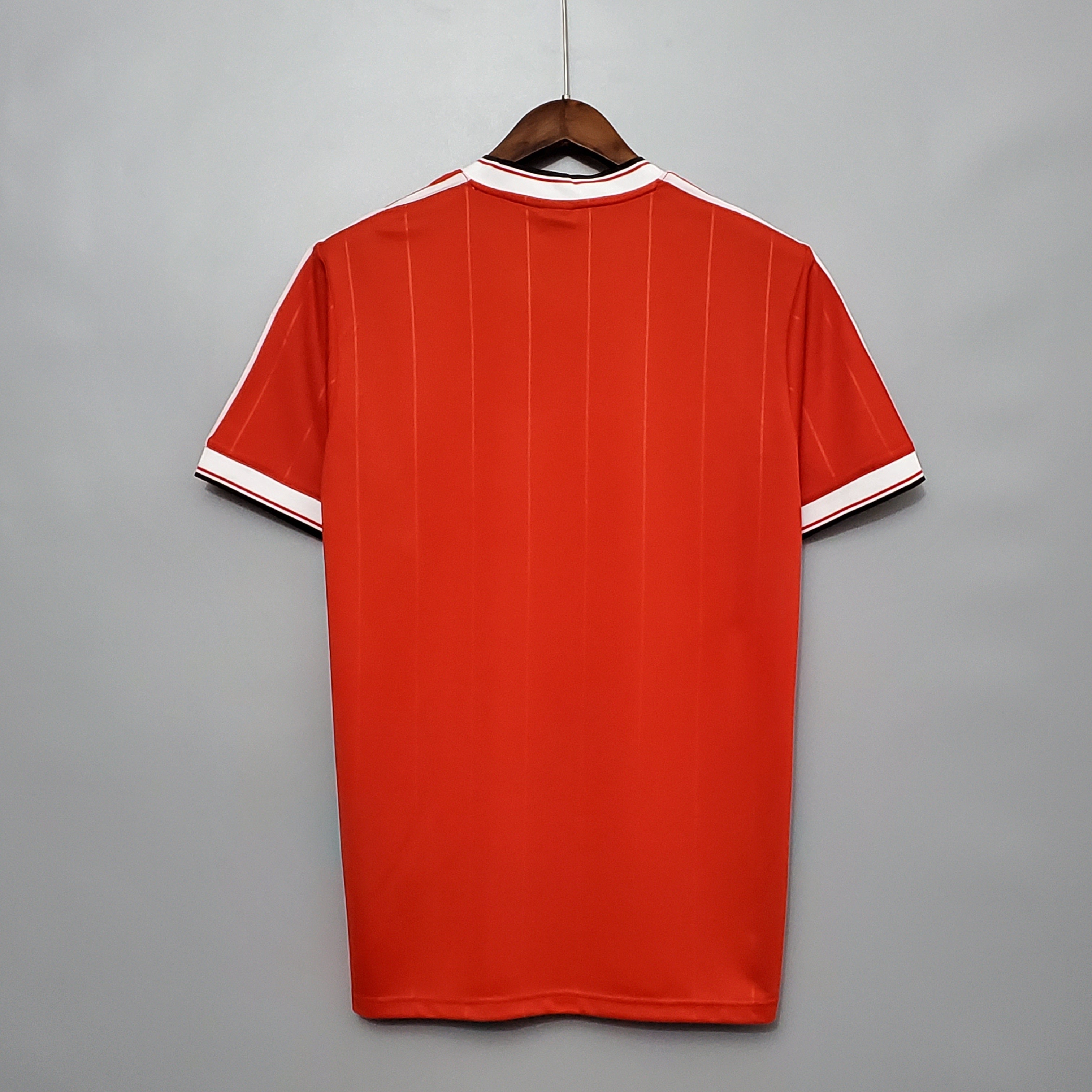 Retro Manchester United Home 83/83