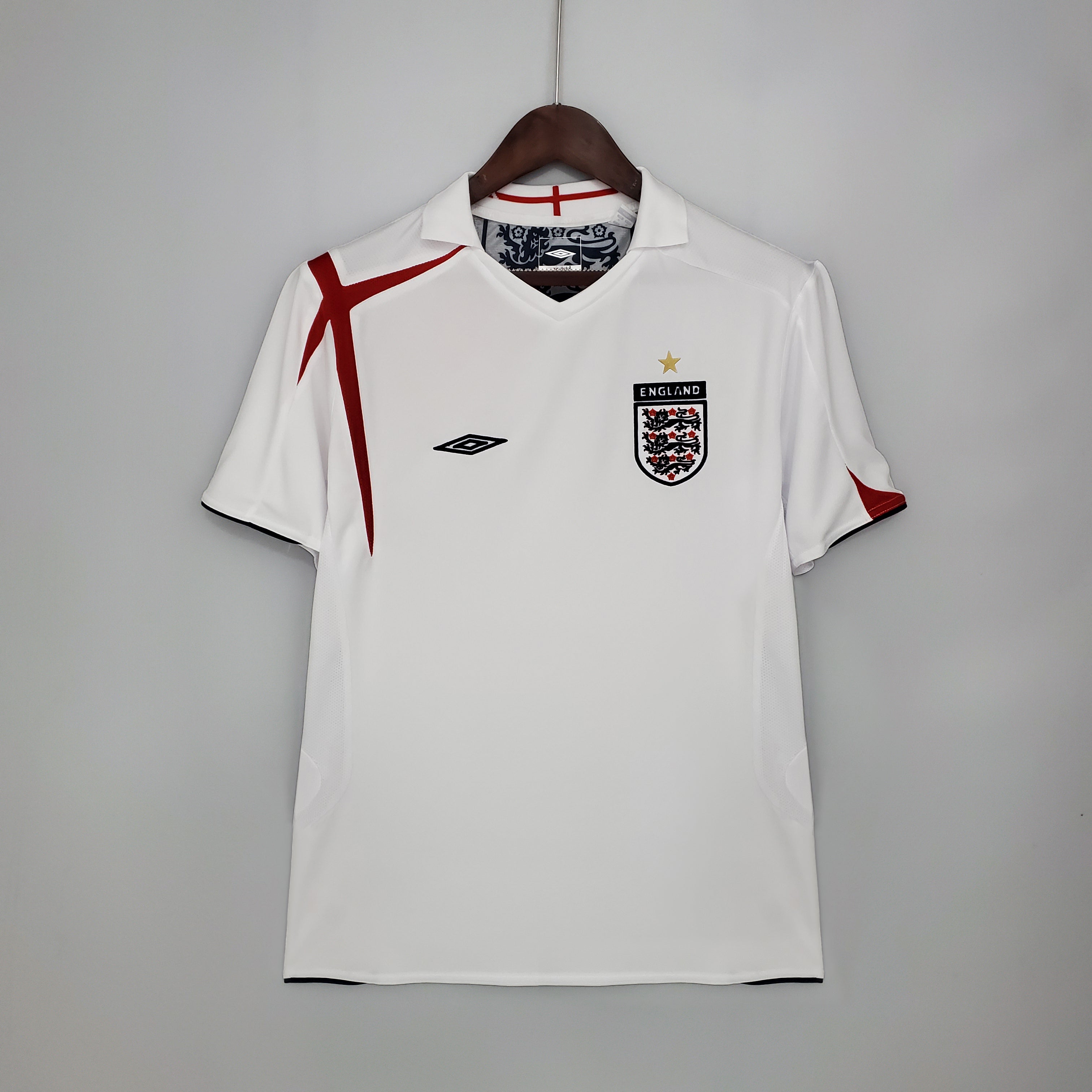 Retro England Home Kit 2006