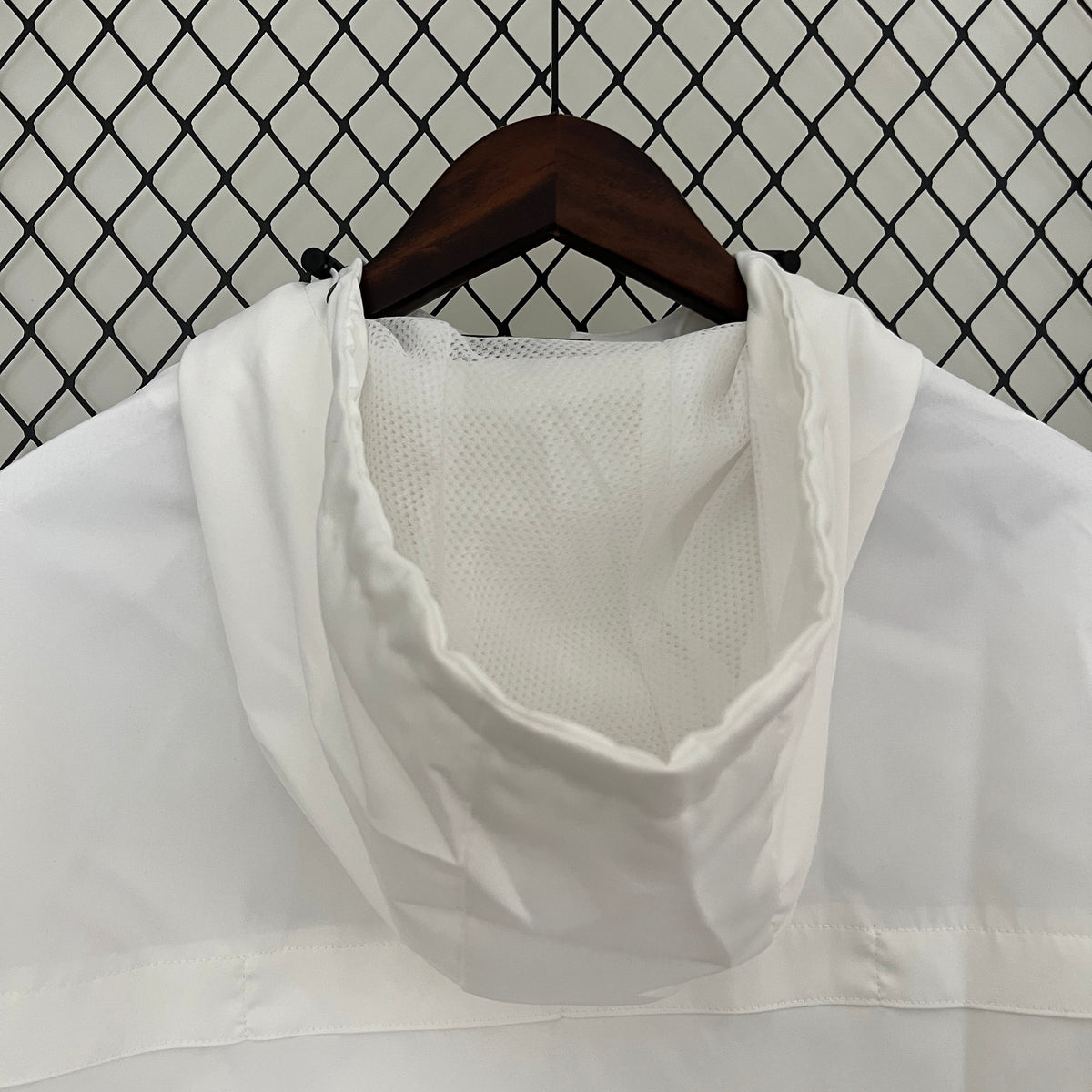 Nike Windbreaker White