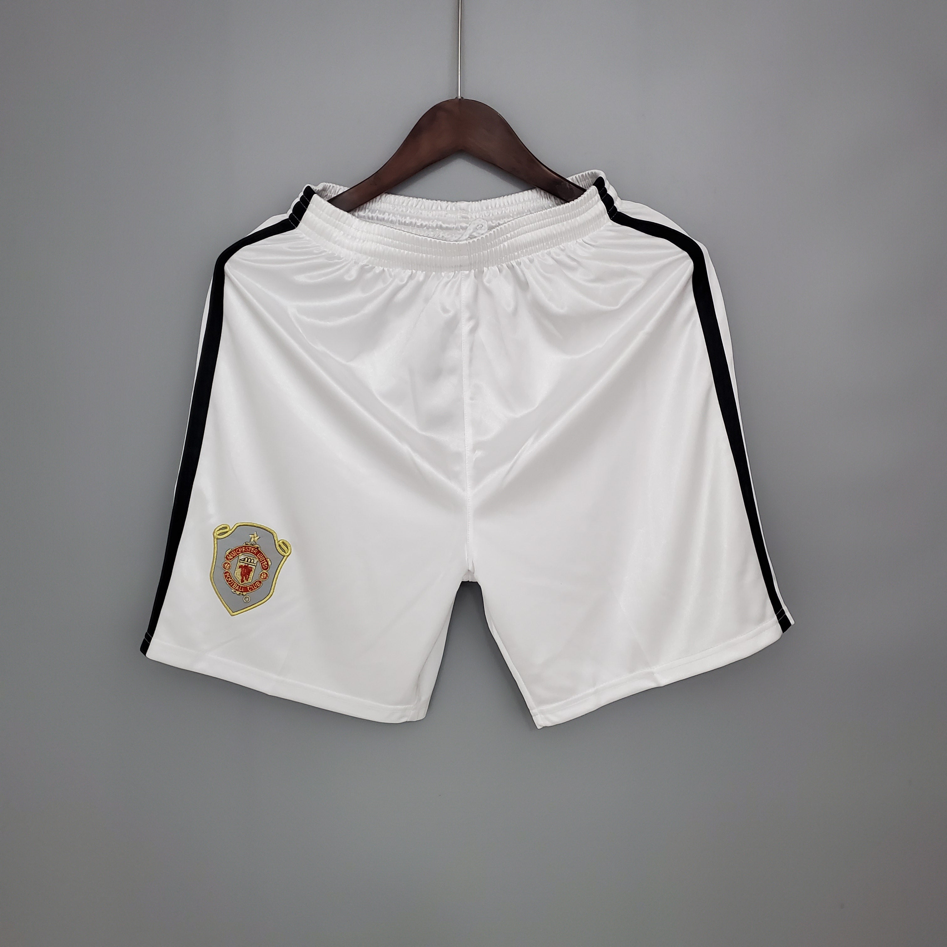Retro Manchester United Shorts 99/00