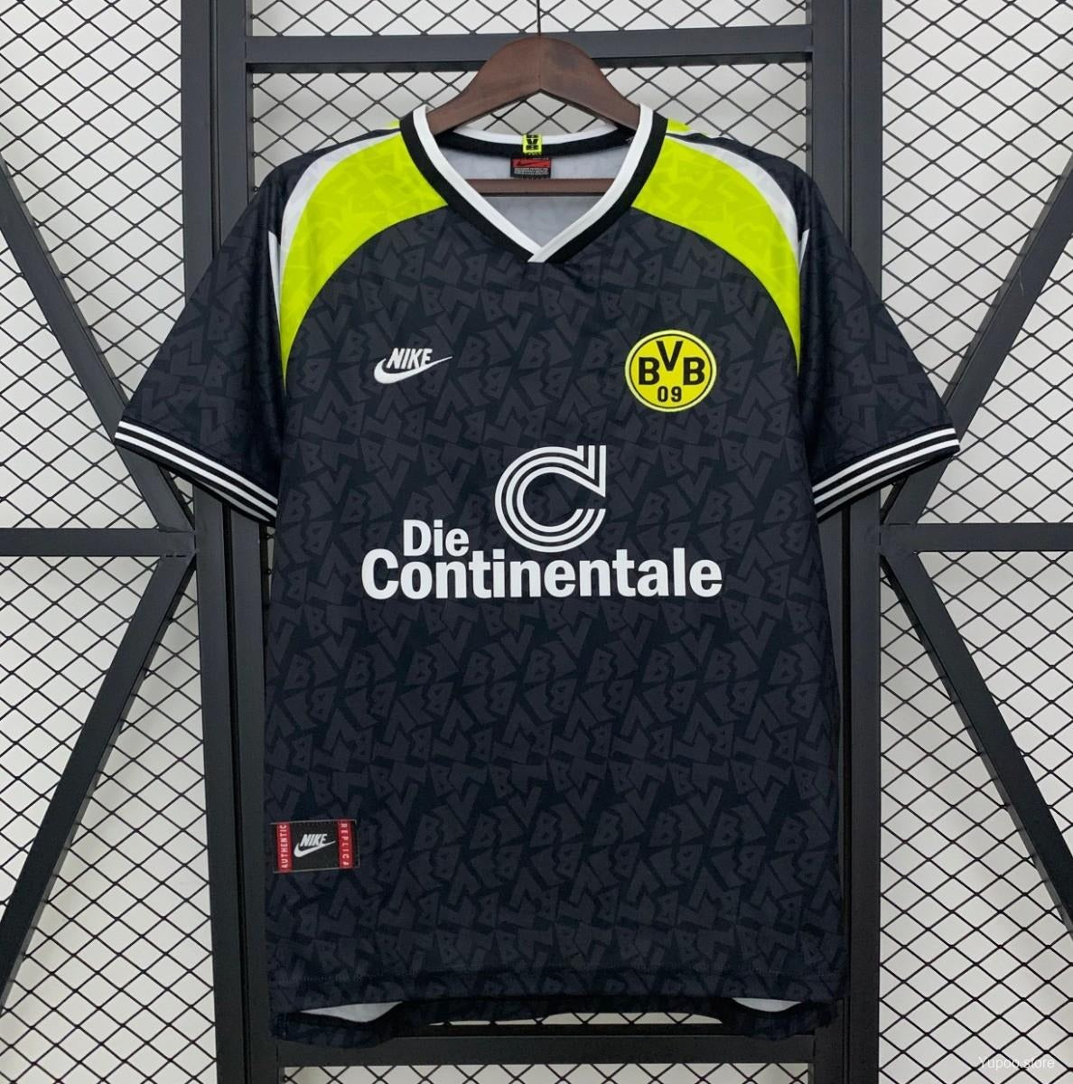 Borrusia Dortmund Away 1995/96